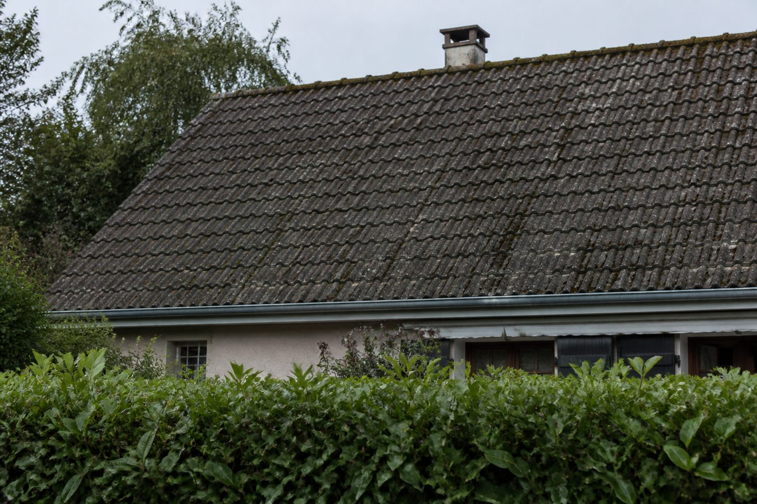 Avant : Tuiles béton ravivées